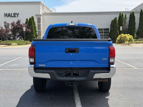 Used 2020 Toyota Tacoma SR5 RWD image 20