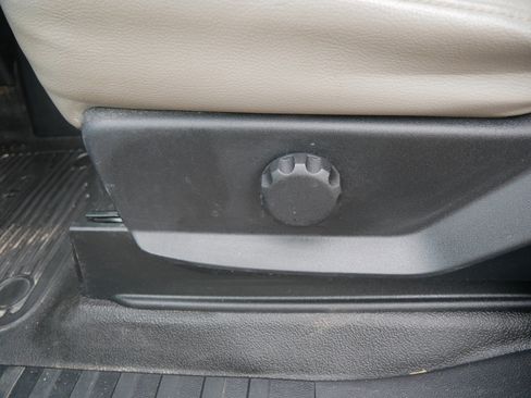 Used 2017 Ford F350 XL w/ Power Equipment Group image 19