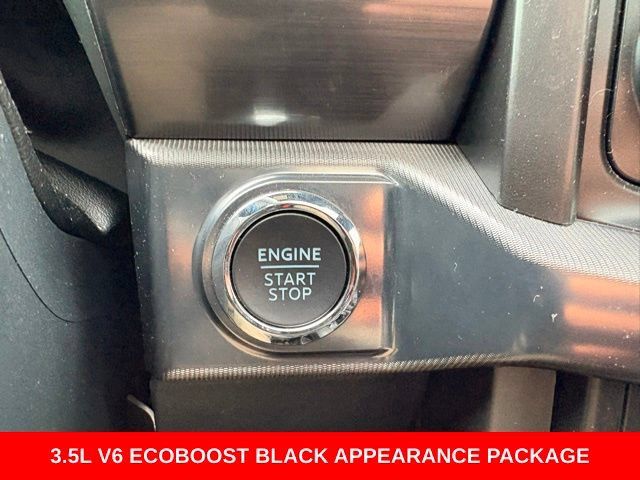 Used 2025 Ford F150 Lariat AWD/4WD image 27