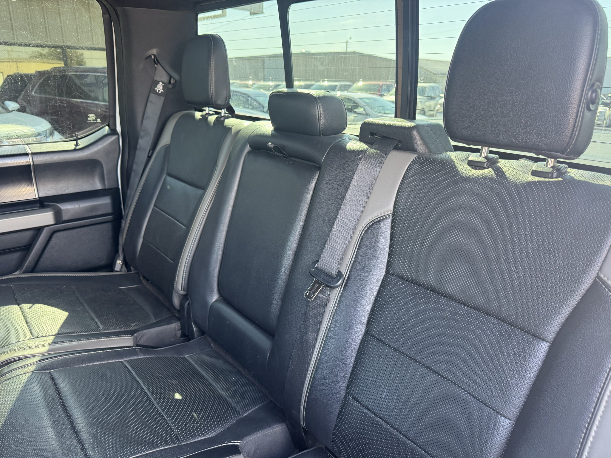 Used 2018 Ford F150 Raptor w/ Equipment Group 802A Luxury AWD/4WD image 18