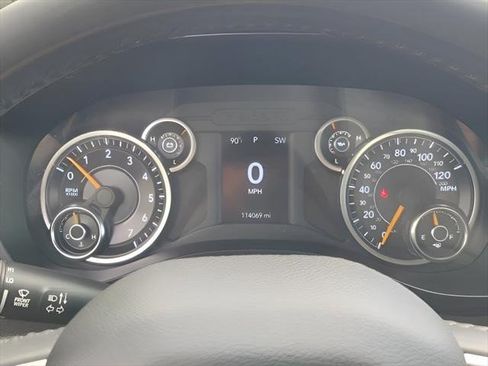 Used 2019 RAM 1500 Big Horn AWD/4WD image 9