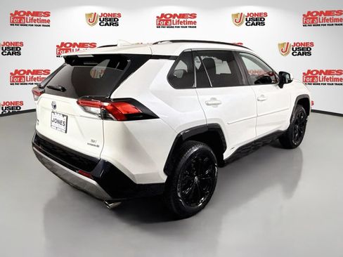 Certified 2022 Toyota RAV4 SE w/ SE Grade Weather Package AWD/4WD image 14