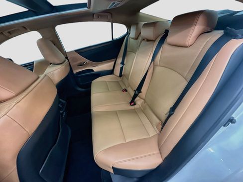 Used 2022 Lexus ES 350 w/ Premium Package FWD image 30