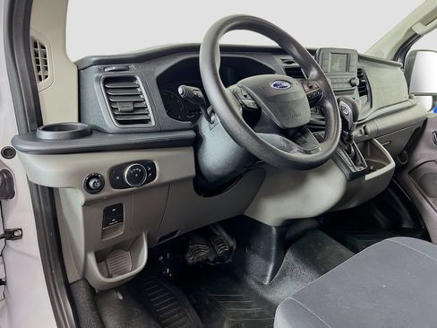Certified 2025 Ford Transit 250 Low Roof w/ Exterior Upgrade Package RWD image 9