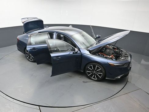 Certified 2024 Honda Accord Touring image 50