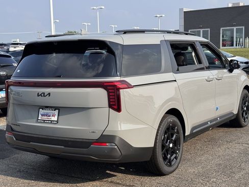 New 2026 Kia Carnival SX Prestige image 32