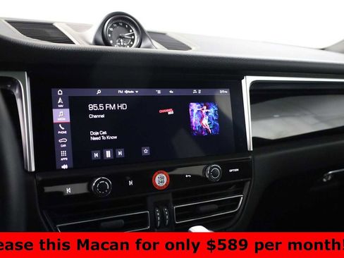 Certified 2023 Porsche Macan Turbo image 33