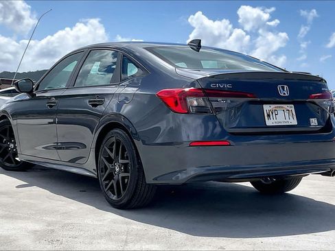 Used 2024 Honda Civic Sport image 4