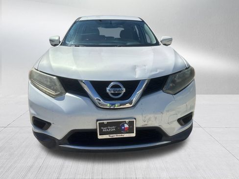 Used 2014 Nissan Rogue S image 3