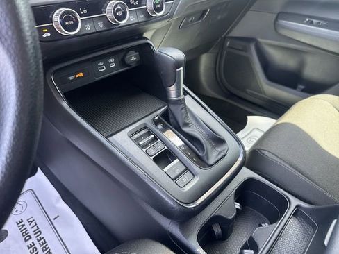 Certified 2024 Honda CR-V EX image 20