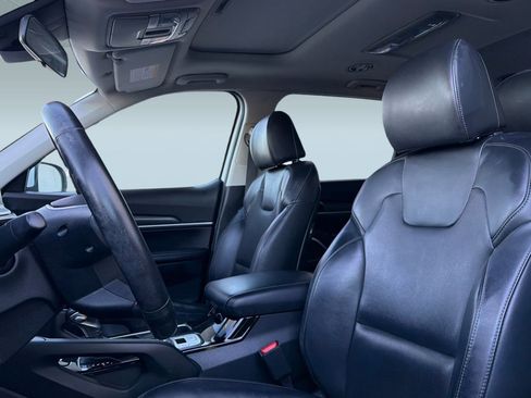 Used 2022 Kia Telluride S image 21