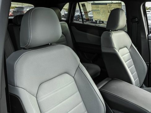 New 2025 Volkswagen Atlas Cross Sport SEL image 41