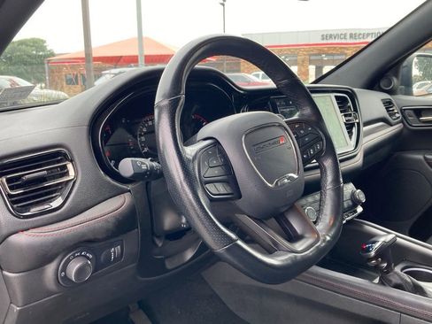 Used 2024 Dodge Durango GT RWD image 7