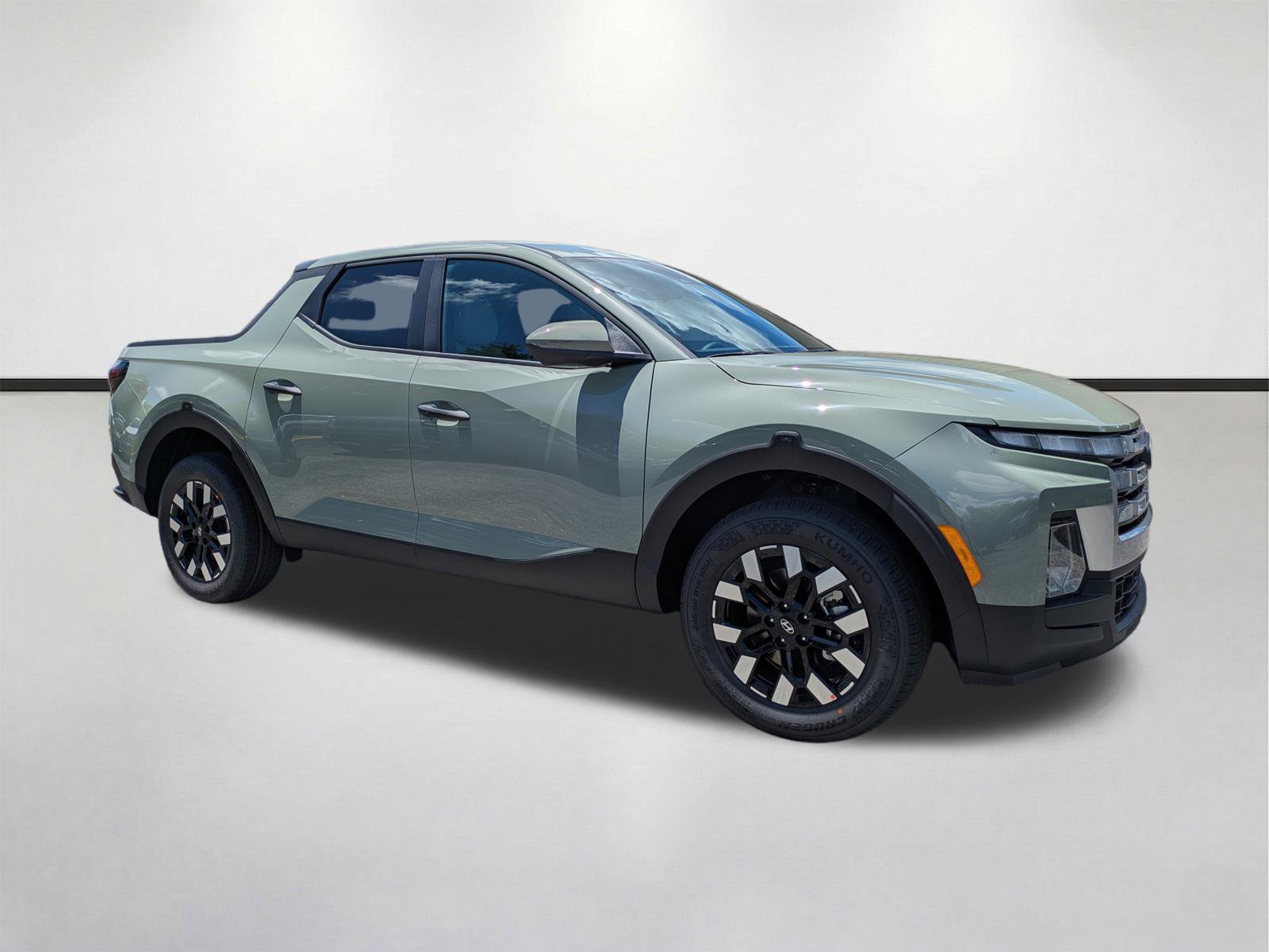 New 2027 Hyundai Santa Cruz SE FWD image 2