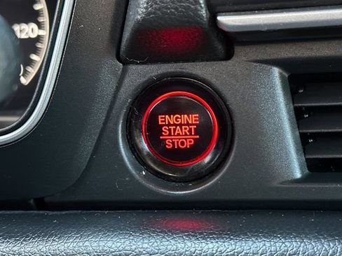 Used 2023 Honda Pilot EX-L image 25