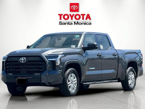 New 2026 Toyota Tundra SR5 w/ SR5 Convenience Package RWD image 6