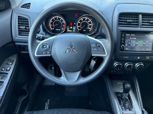 Used 2022 Mitsubishi Outlander Sport ES image 11