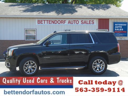 Used 2017 GMC Yukon SLT AWD/4WD image 1