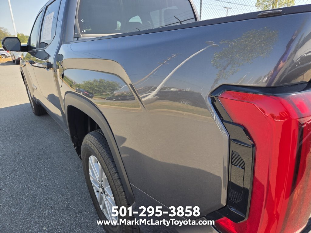 Used 2024 Toyota Tundra SR5 w/ SR5 Convenience Package RWD image 9
