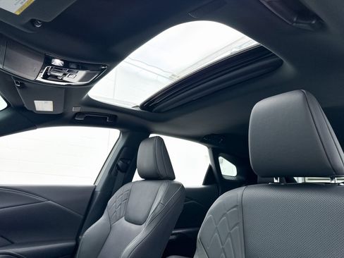 Used 2024 Lexus RX 350 Premium image 4