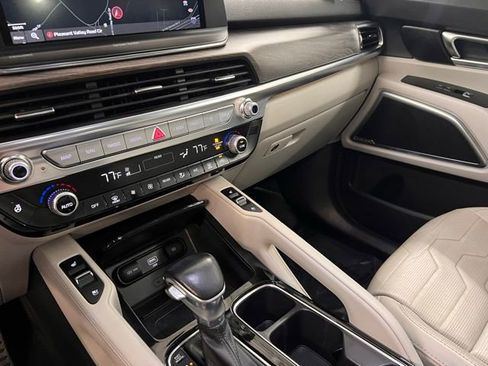 Used 2020 Kia Telluride SX w/ SX Prestige Package image 30