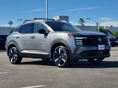 New 2026 Nissan Kicks SR w/ SR Premium Package image 18