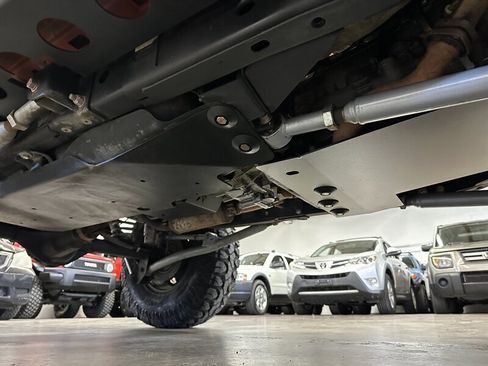 Used 2015 Jeep Wrangler Rubicon w/ Power Convenience Group image 14