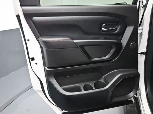 Used 2023 Nissan Titan PRO-4X w/ Pro-4x Convenience Package image 36