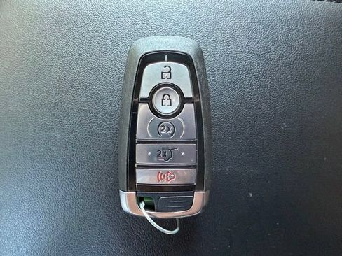 Certified 2024 Ford Edge SEL w/ Convenience Package AWD/4WD image 27
