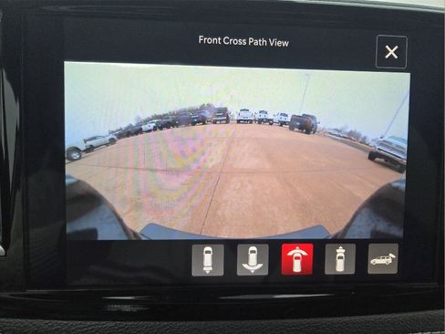 Used 2024 Chrysler Pacifica Touring-L image 19