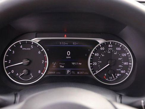 Used 2024 Nissan Sentra SV image 13