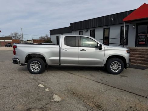Used 2020 Chevrolet Silverado 1500 LT w/ All-Star Edition image 8
