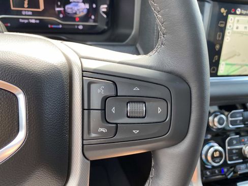 Used 2024 GMC Yukon XL Denali w/ Denali Reserve Package image 20