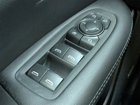 Certified 2025 Cadillac XT5 Premium Luxury image 30