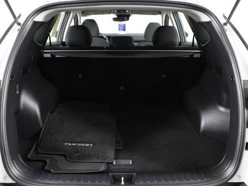 Certified 2026 Hyundai Tucson SE image 13