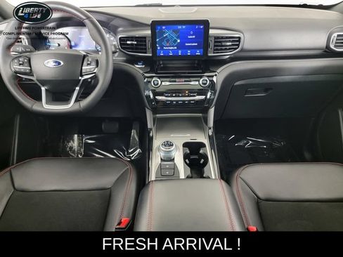 Used 2024 Ford Explorer ST-Line w/ Class IV Trailer Tow Package AWD/4WD image 19