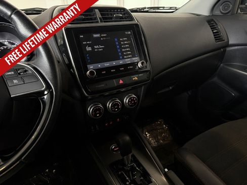 Used 2024 Mitsubishi Outlander Sport AWD image 35