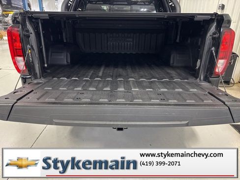 Used 2022 GMC Sierra 1500 Elevation w/ Elevation Premium Package image 14