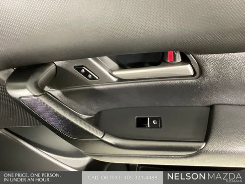 Certified 2025 MAZDA CX-50 AWD 2.5 S w/ Preferred Package image 21