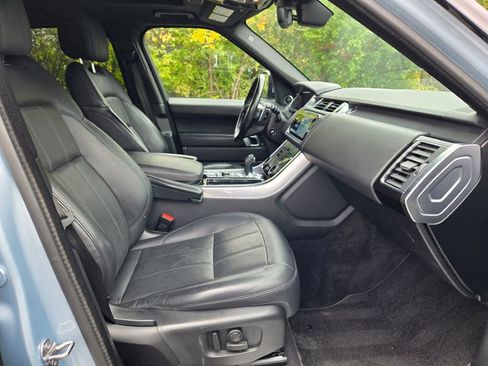 Used 2022 Land Rover Range Rover Sport HSE Silver Edition image 39