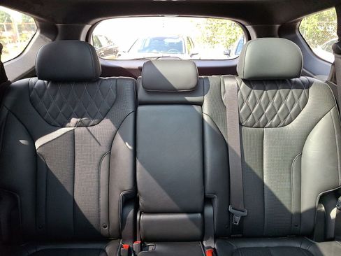 Used 2022 Hyundai Santa Fe Calligraphy image 13