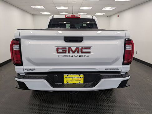 Used 2024 GMC Canyon Elevation image 5