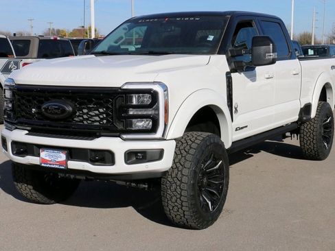 New 2026 Ford F250 Lariat w/ Black Appearance Package image 2