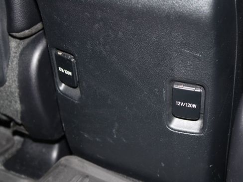 Used 2016 Toyota 4Runner Limited image 33