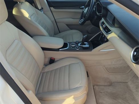 Used 2020 Alfa Romeo Stelvio Ti Lusso image 26