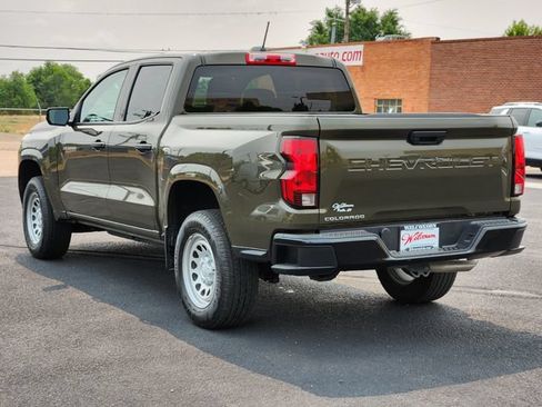 Used 2024 Chevrolet Colorado W/T RWD image 5