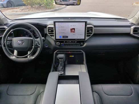 Used 2023 Toyota Sequoia Limited image 15