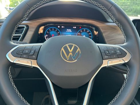 New 2026 Volkswagen Atlas SE image 18