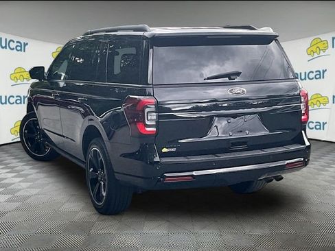 Used 2024 Ford Expedition Limited AWD/4WD image 2