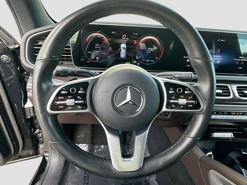 Used 2022 Mercedes-Benz GLE 450 4MATIC image 11